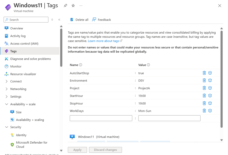 Screenshot: Windows11 Tags blade showing AutoStartStop true, Environment DEV, Project ProjectA, StartHour 19:00, StopHour 19:00, WorkDays Mon-Sun.